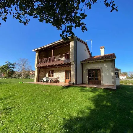 Casa Paz De Marina Ferienhaus Llanes